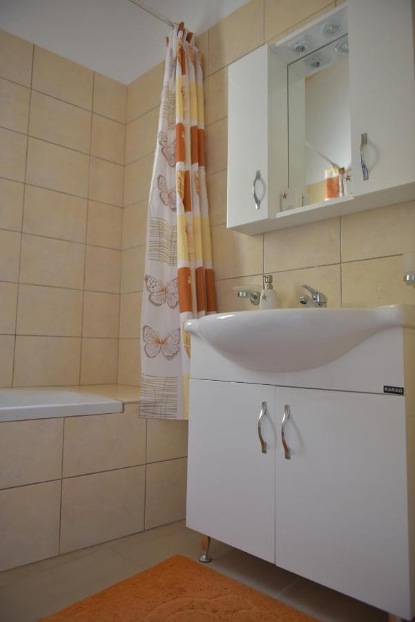 Apartment Sofia - Beachfront Άγιος Σπυρίδωνας Εξωτερικό φωτογραφία